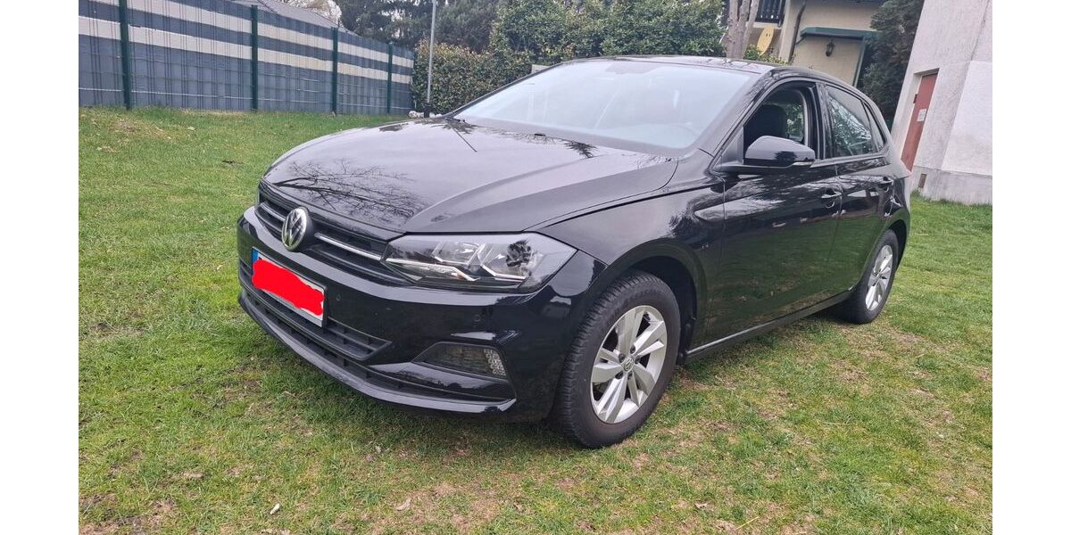 VW Polo 9.304 km 10.900 &euro; Schönwalde 14621