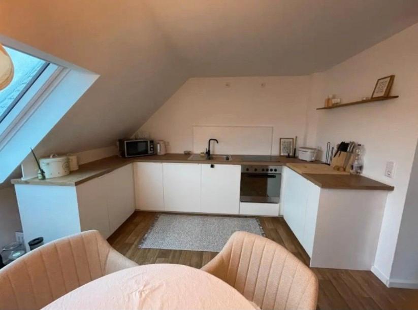 Lichtdurchflutete Maisonette-Wohnung mit historischem Fachwerk