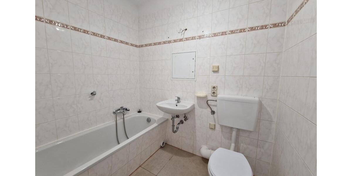 Etagenwohnung Zerbst (Anhalt) - 2 Zimmer, 50 m&sup2;, 205&euro; | Angebot:26264136