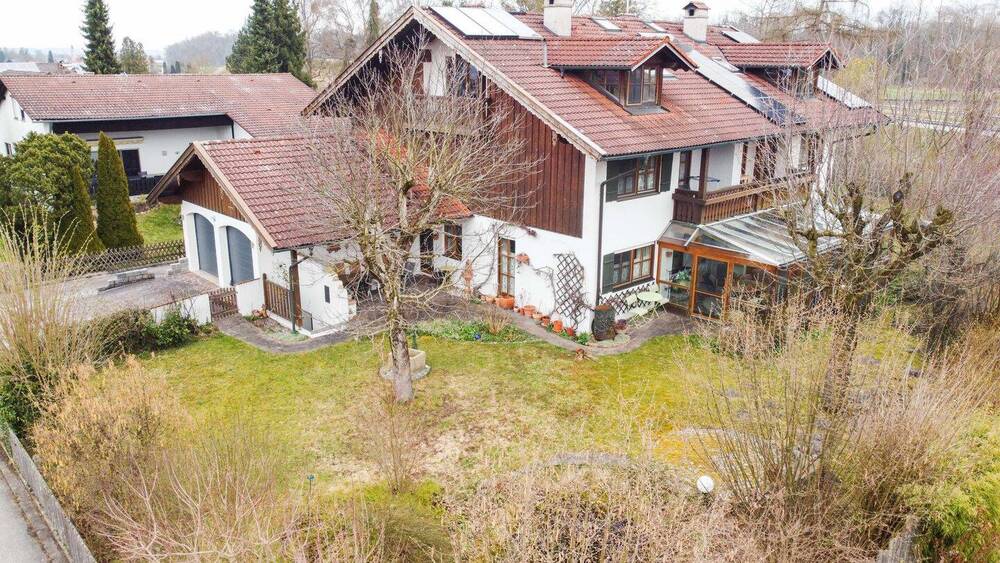 Doppelhaushälfte Tüßling - 6 Zimmer, 186 m&sup2;, 550.000&euro; | Angebot:26358838