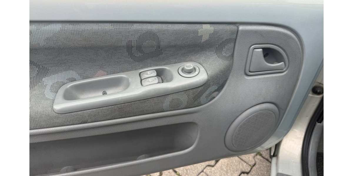 Renault Twingo 1.2 Edition Toujours Faltdach 127.000 km 1.750 &euro; Schorndorf 73614