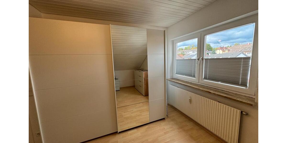 Dachgeschoßwohnung Freudenstadt - 3 Zimmer, 75 m&sup2;, 1.300&euro; | Angebot:26592024