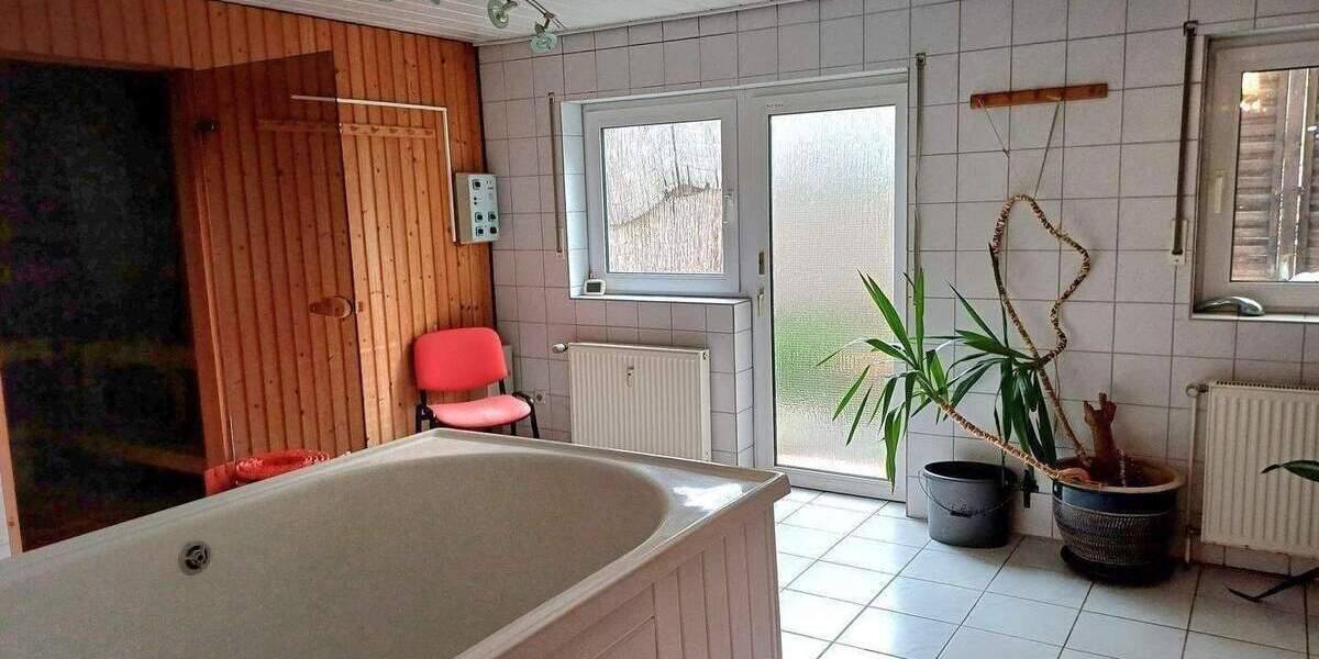 Gewerbeobjekt Sankt Ingbert Rohrbach - 9 Zimmer, 280 m&sup2;, 249.000&euro; | Angebot:26584601