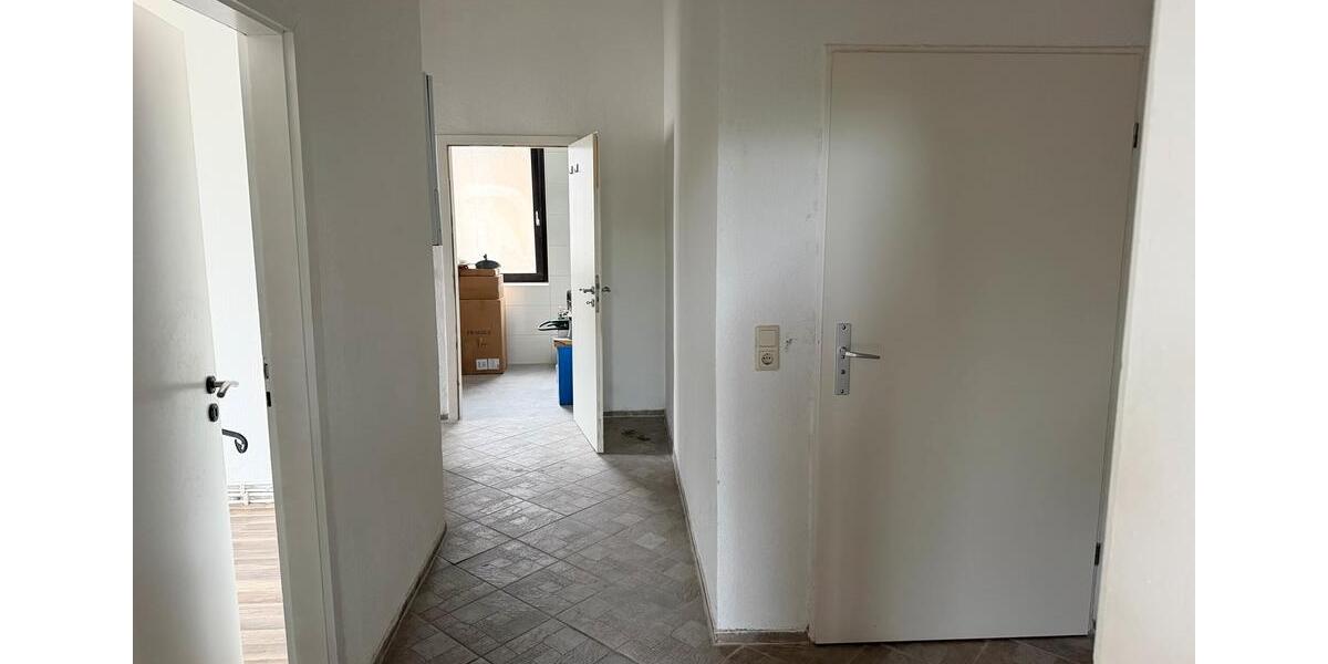Etagenwohnung Braunschweig Lehndorf-Watenbüttel - 2 Zimmer, 65 m&sup2;, 650&euro; | Angebot:26483401