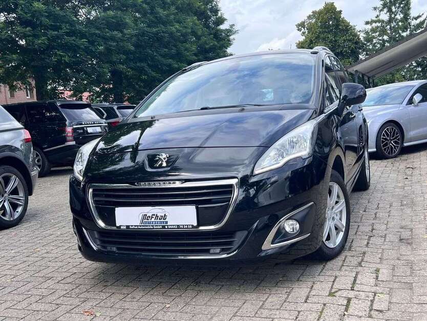 Peugeot 5008 95.000 km 8.200 € Lohne (Old) 49393