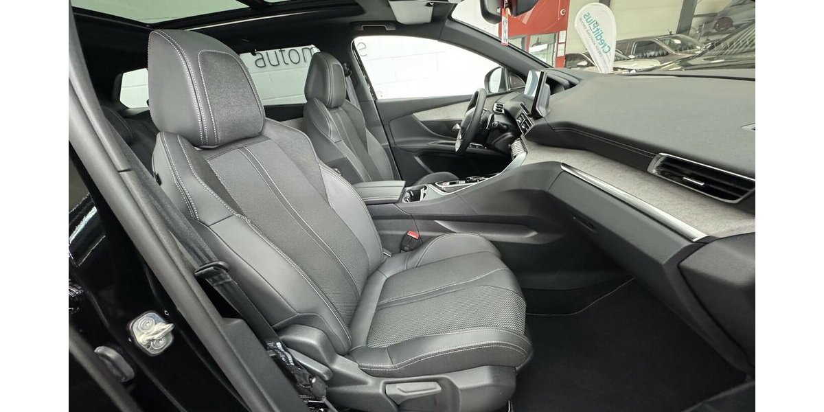 Peugeot 5008 GT 130 Puretech EAT8 FULL LED Panorama 17.300 km 26.620 &euro; Lich 35423