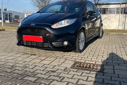 Ford Fiesta 165.000 km 7.100 &euro; Burgstädt 09217