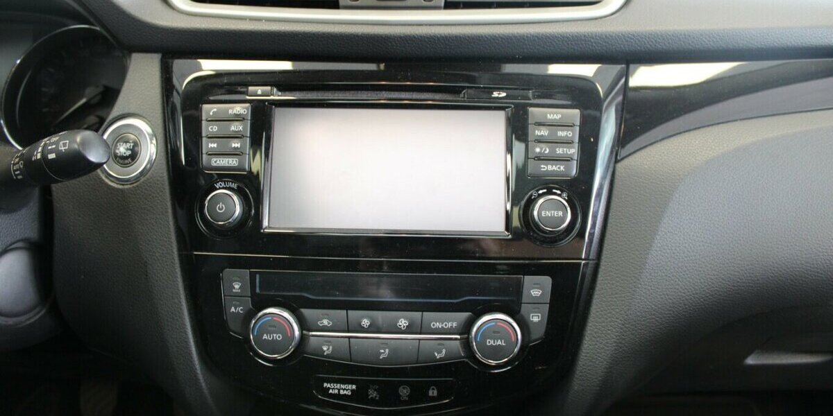 Nissan Qashqai 1.6 DIG-T 360° 4x2 110.410 km 13.980 &euro; Euskirchen 53881