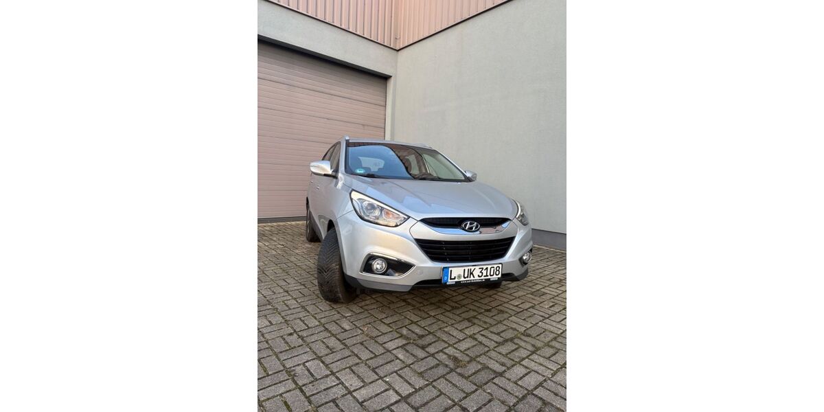 Hyundai TUCSON 37.800 km 9.900 &euro; Großpösna 04463