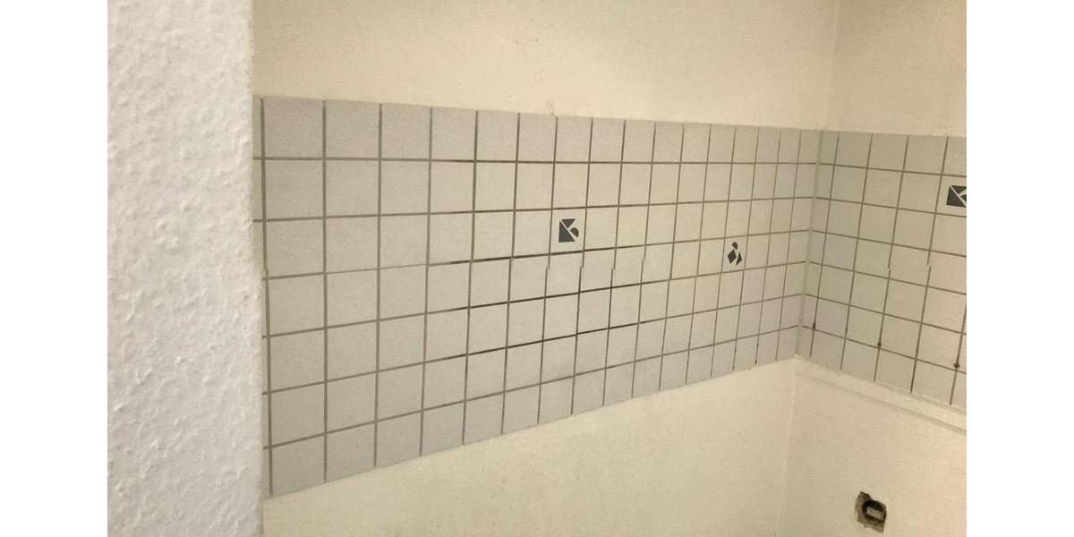 Dachgeschoßwohnung Duisburg Essenberg - 3 Zimmer, 57 m&sup2;, 67.500&euro; | Angebot:24788476