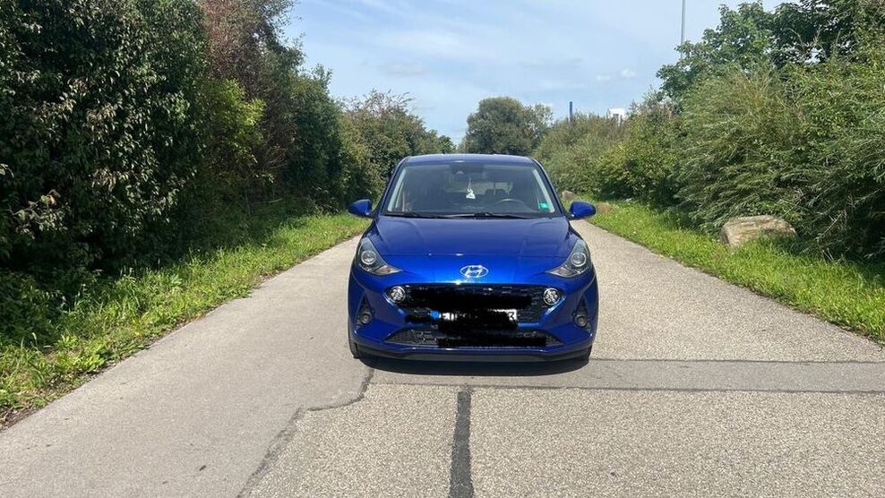 i10