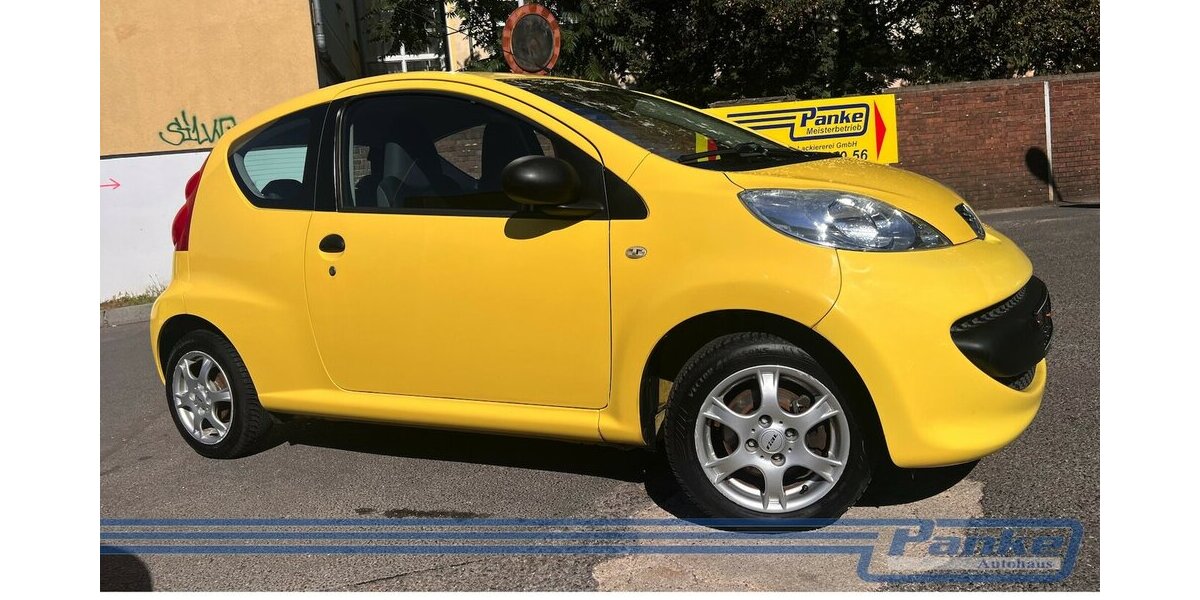 Peugeot 107 Petit Filou 3trg.*Radio/CD*AUX*LM*AllSeason* 180.827 km 1.290 &euro; Berlin 13187