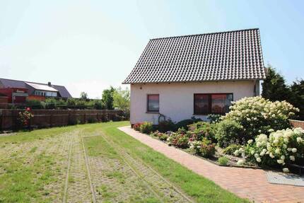 Haus Mönkebude - 6 Zimmer, 193 m&sup2;, 219.000&euro; | Angebot:26065539