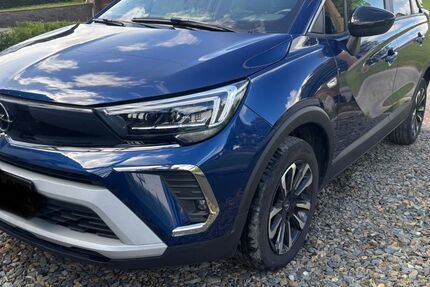 Opel Crossland (X) 54.000 km 16.500 € Hellenthal 53940