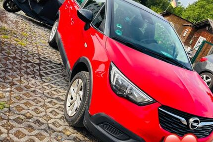 Opel Crossland (X) 108.217 km 10.650 &euro; Elsenfeld 63820