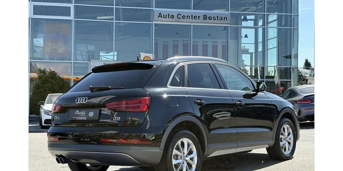 Audi Q3 2.0 TDI design Quattro DSG/LED/SHZ/NAVI/TEMPO 38.700 km 19.900 &euro; Villingen-Schwenningen 78054