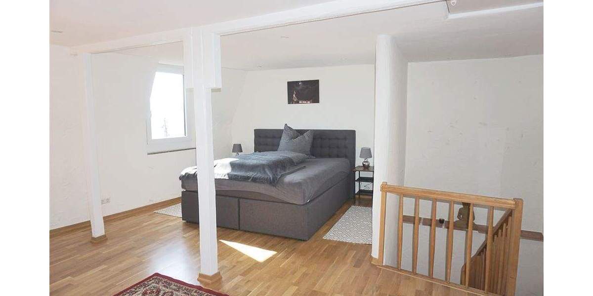 Wohnen mit Stil in Trier-Pallien: Teilmöbliertes Haus mit Kamin & traumhaftem Moselblick- perfekt für Luxemburgpendler 2 zimmer