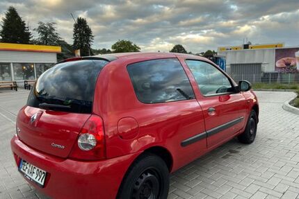 Renault Clio 110.000 km 2.600 &euro; Bebra 36179