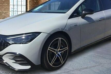 Mercedes EQE