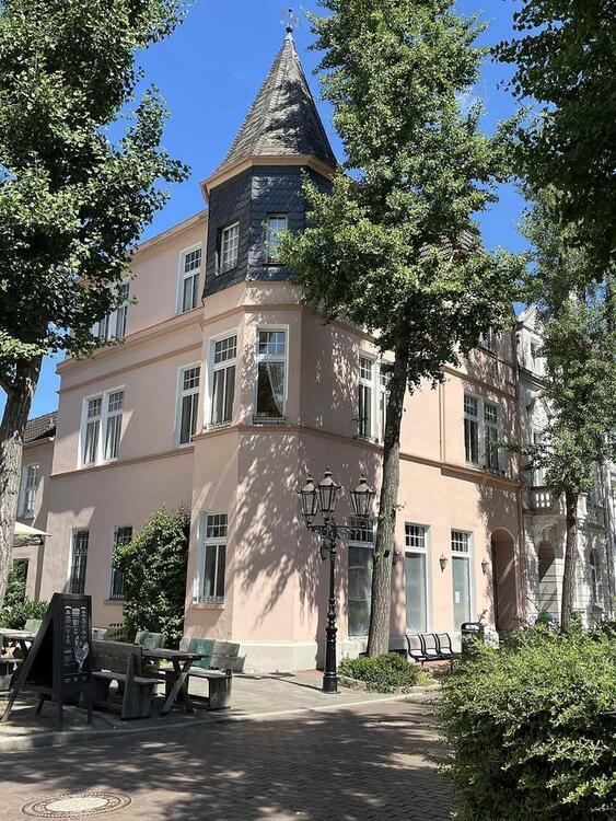 Stilvolle Büro-Praxisfläche in einem der schönsten Häuser von Moers!