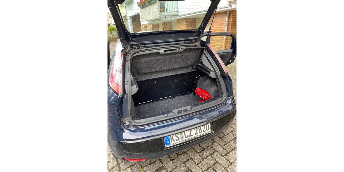Fiat Punto Evo 134.582 km 2.800 &euro; Kassel 34117
