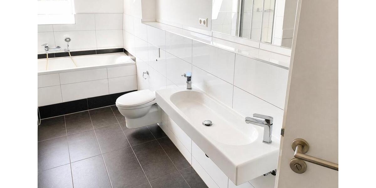 Etagenwohnung Zittau - 2 Zimmer, 74 m&sup2;, 470&euro; | Angebot:26406546
