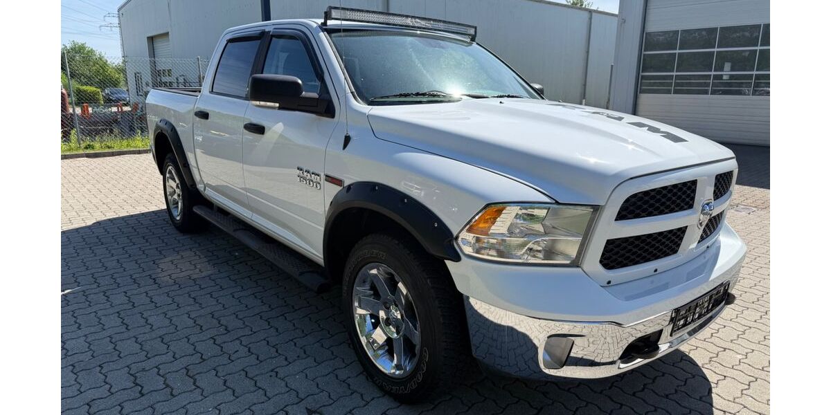 Dodge RAM 232.000 km 16.750 &euro; Lübeck 23556