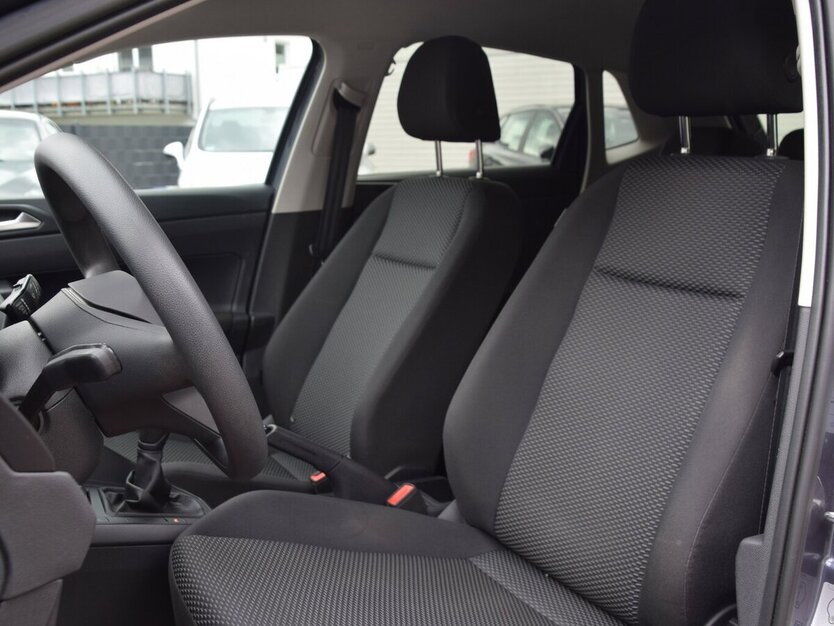 VW Polo 1,0 Fresh Klima*LED*PDC*5 Türen*Allseason 29.996 km 15.980 € Rastede 26160