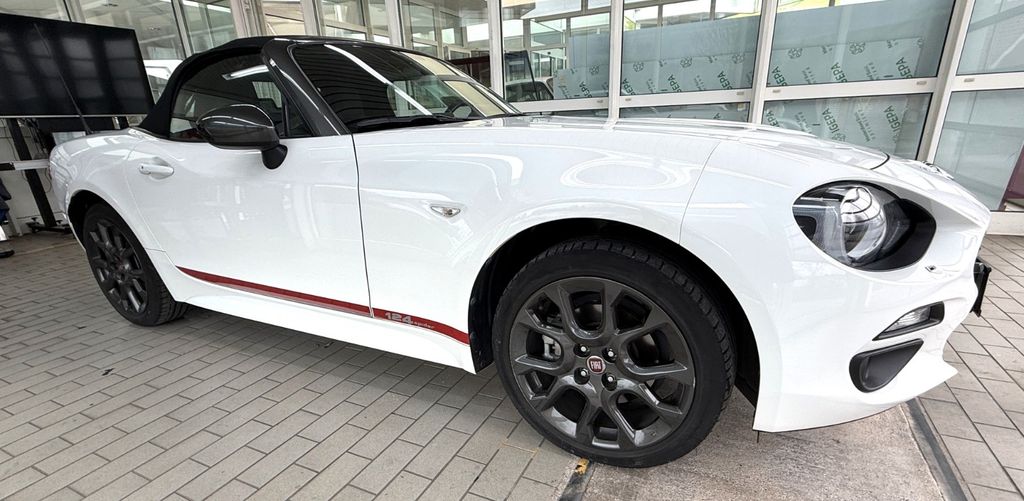 Fiat 124 Spider 23.614 km 21.499 &euro; seesen 38723