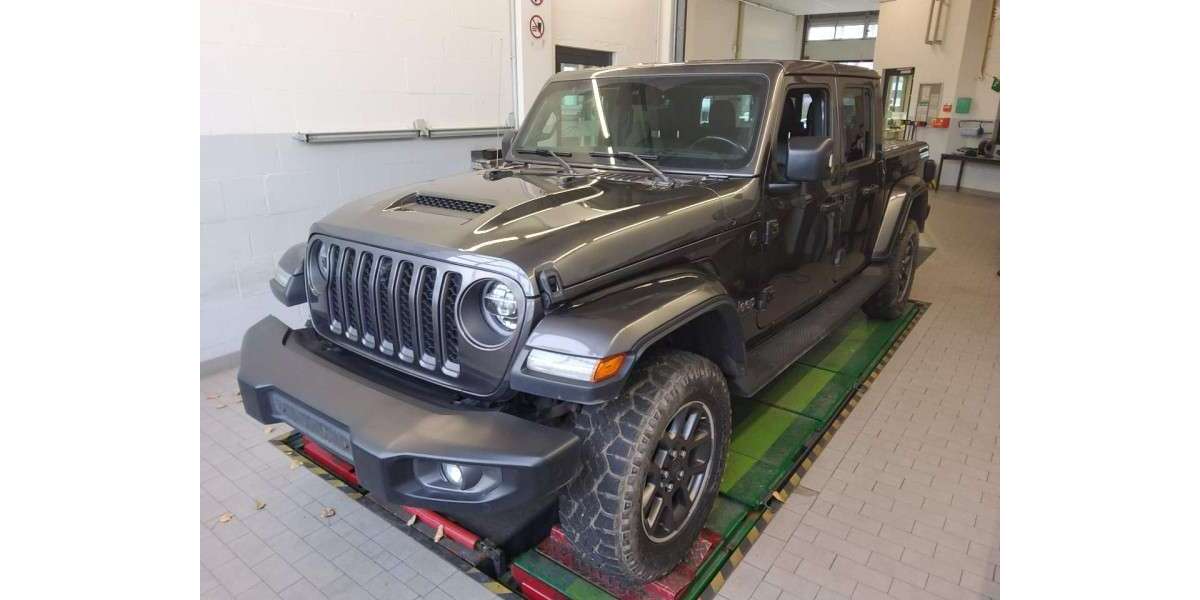 Jeep Gladiator 67.398 km 49.500 &euro; Hennef 53773