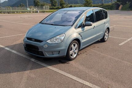 Ford S-Max 241.000 km 3.200 € Biberach 77781