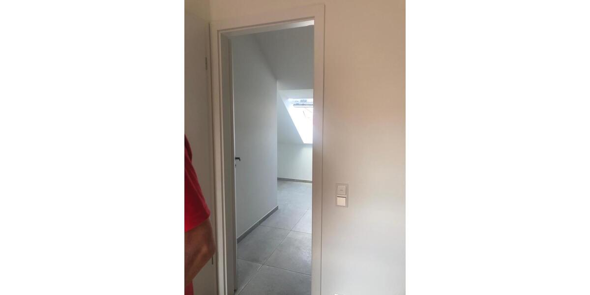 Dachgeschosswohnung 2 Zimmer Wohnung 2 zimmer