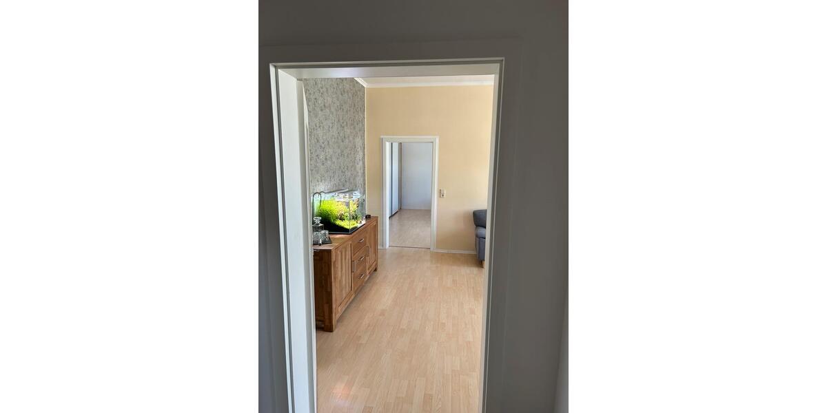 Etagenwohnung Zerbst (Anhalt) - 2 Zimmer, 65 m&sup2;, 655&euro; | Angebot:26339606