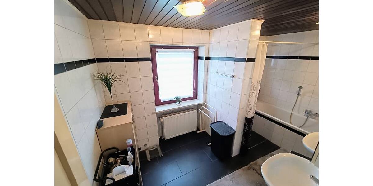 Mehrfamilienhaus, Wohnhaus Obernzell / Erlau Obernzell - 7 Zimmer, 251 m&sup2;, 399.000&euro; | Angebot:26475859