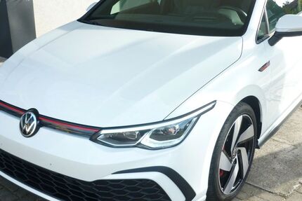 VW Golf 32.782 km 26.990 &euro; Schöningen 38364