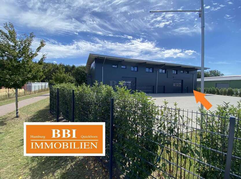 Halle in Ellerau 3.360 € 420 m²