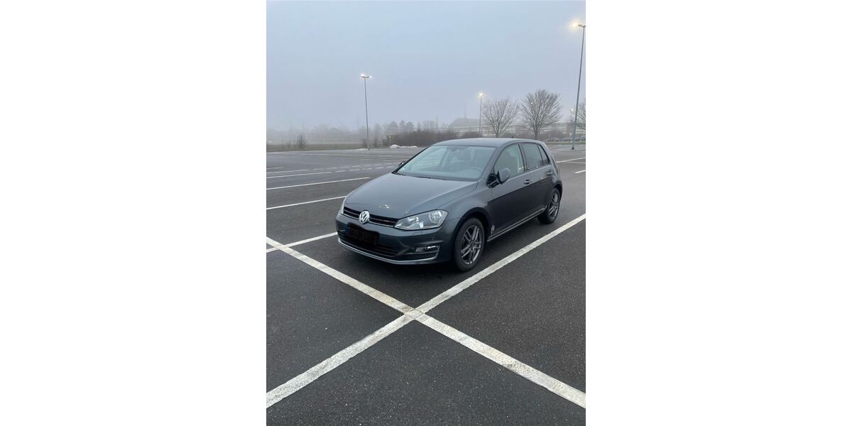 VW Golf 103.500 km 10.500 &euro; Grevenbroich 41516