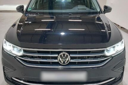 VW Tiguan 102.200 km 27.990 € Rosenheim 83026