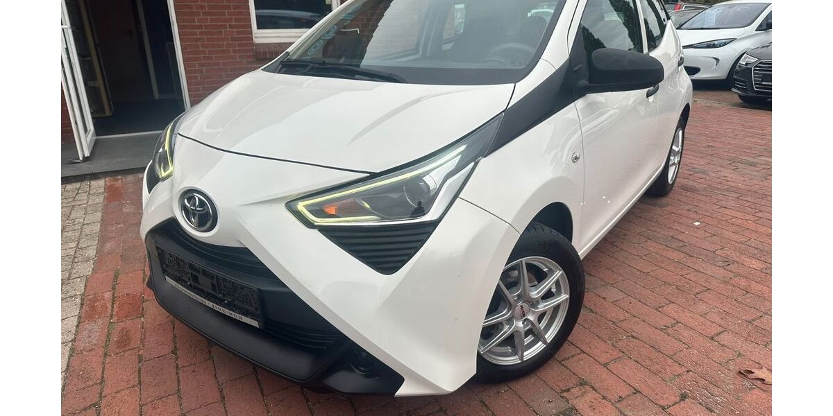 Toyota Aygo (X) 91.794 km 7.300 &euro; Steinfeld 49439
