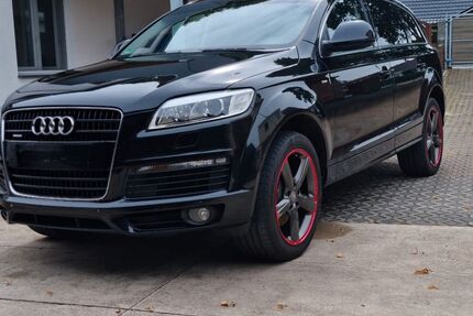 Audi Q7 272.000 km 9.700 &euro; Schönberg 23923