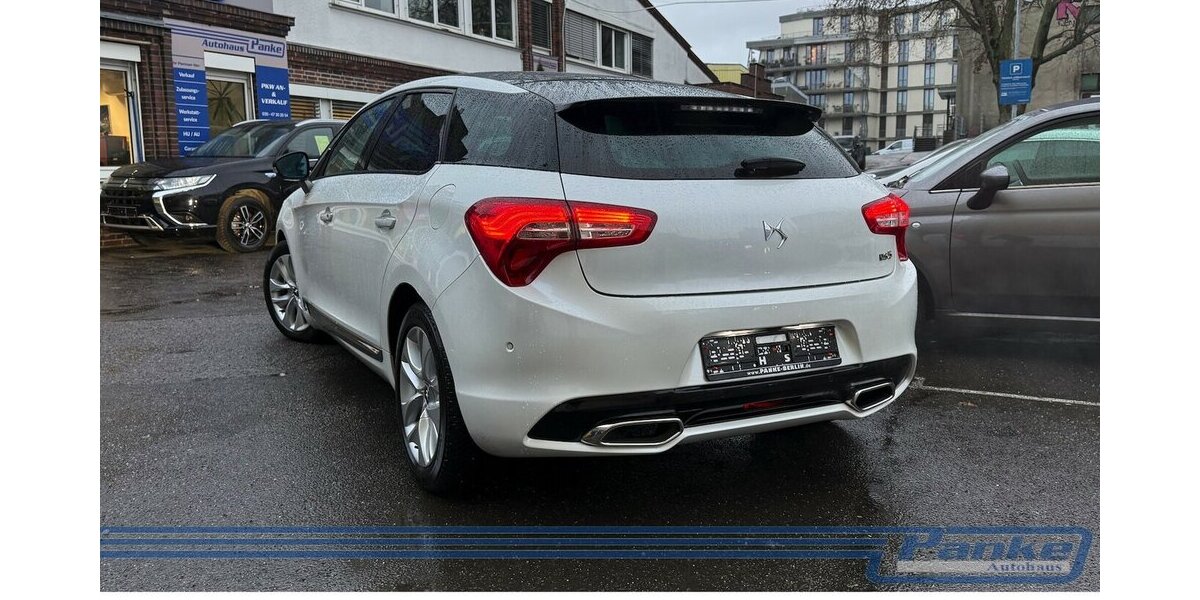 DS Automobiles DS5 2.0 BlueHDi 180 EAT*HeadUp*Memo*Pano*NAV* 121.593 km 9.990 &euro; Berlin 13187