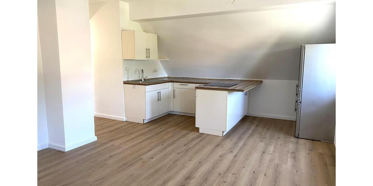 Dachgeschoßwohnung Fischach - 2 Zimmer, 80 m&sup2;, 840&euro; | Angebot:26689978