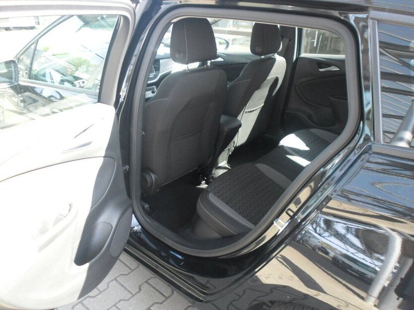 Opel Astra Business StartStop 90.512 km 11.990 € Winterbach 73650