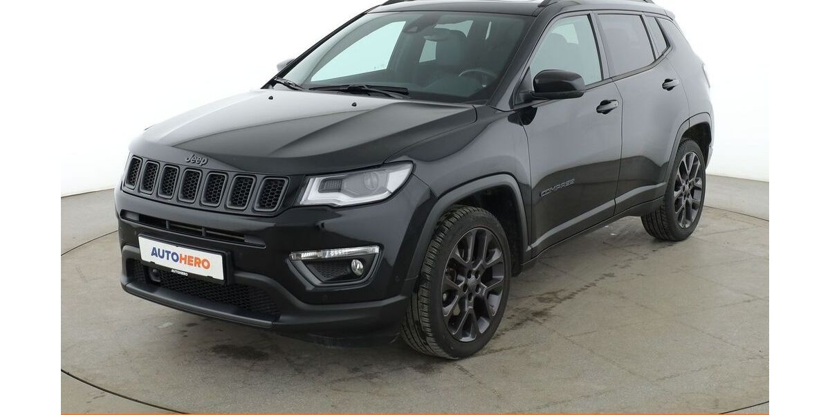 Jeep Compass 99.055 km 18.720 &euro; Leipzig 04328