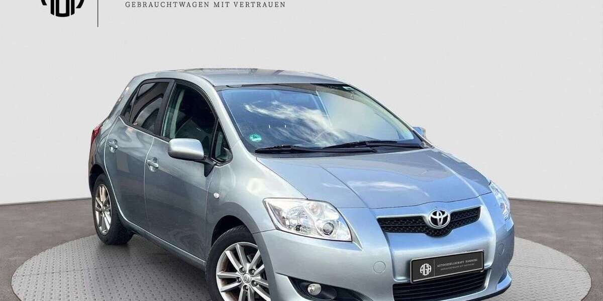 Toyota Auris 144.656 km 6.996 &euro; Hamburg 21031