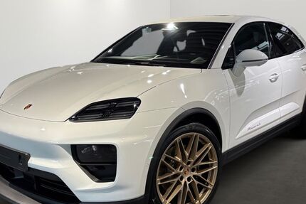 Porsche Macan 14.900 km 108.950 € Villingen-Schwenningen 78048