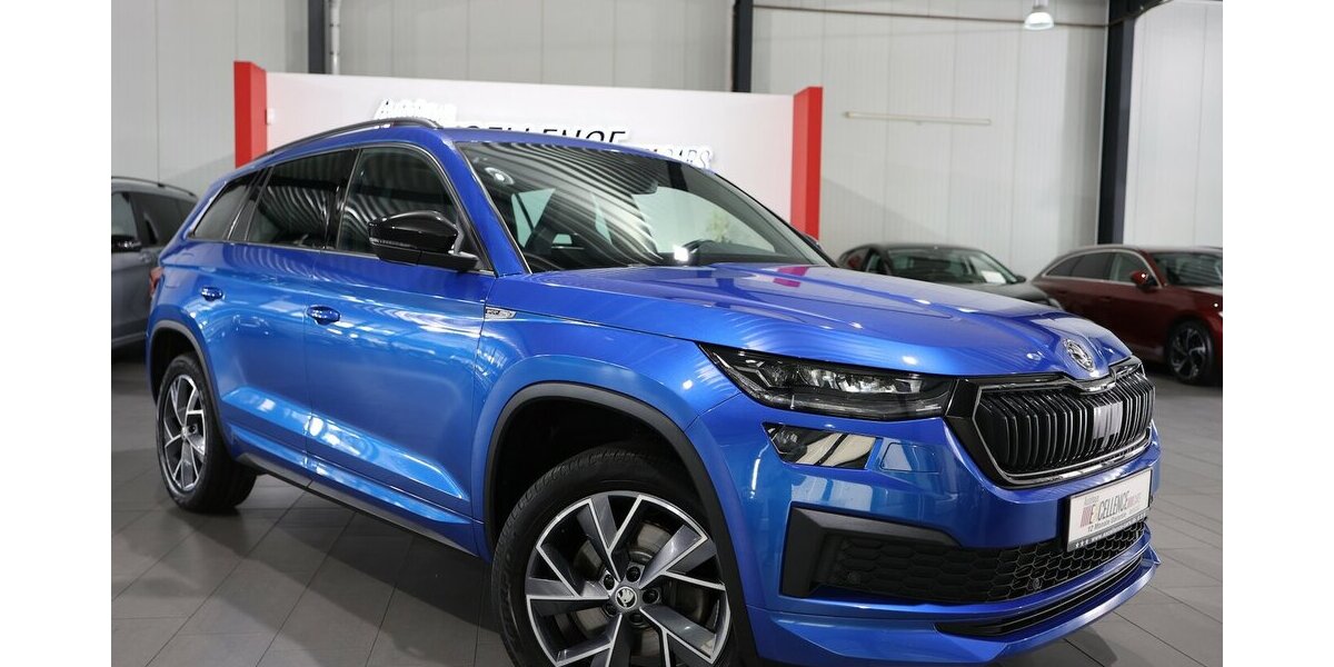 Skoda Kodiaq 2.0 TDI DSG 4x4 SPORTLINE RACE-BLUE+BLACK 124.000 km 30.991 &euro; Hamm 59077