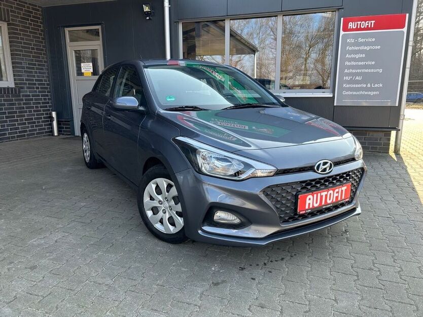 i20
