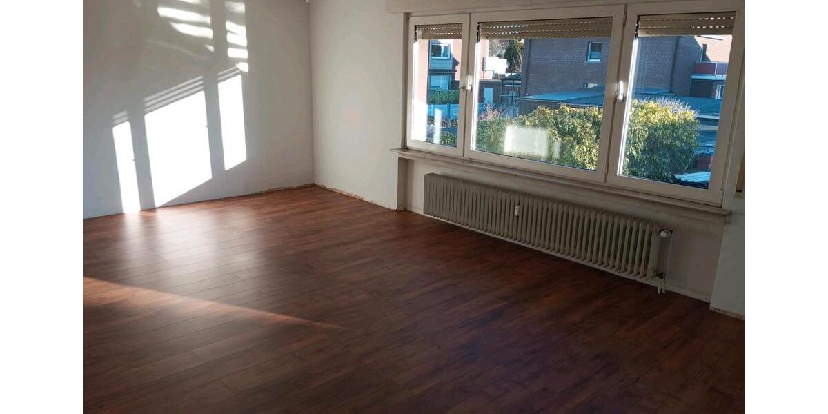 Etagenwohnung Anröchte - 2 Zimmer, 85 m&sup2;, 750&euro; | Angebot:25307130