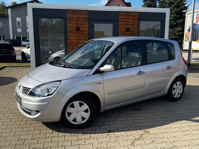 Renault Scenic 129.000 km 5.490 € Weferlingen 39356